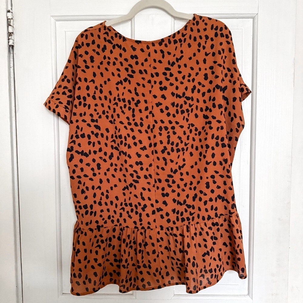 1.4.3. Story by Line Up Animal Print Blouse Peplum Top Leopard - Picture 5 of 5